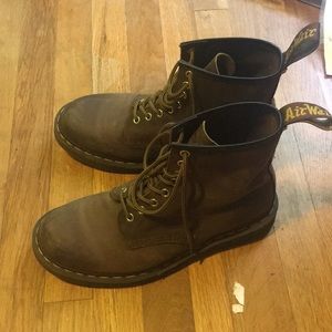 Dr Martens 1460 boots in crazy horse brown